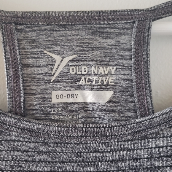 Old Navy active tank - Picture 3 of 3